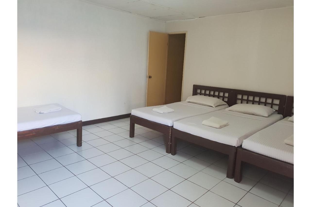 Saltimboca Tourist In Otel Bacolod Dış mekan fotoğraf