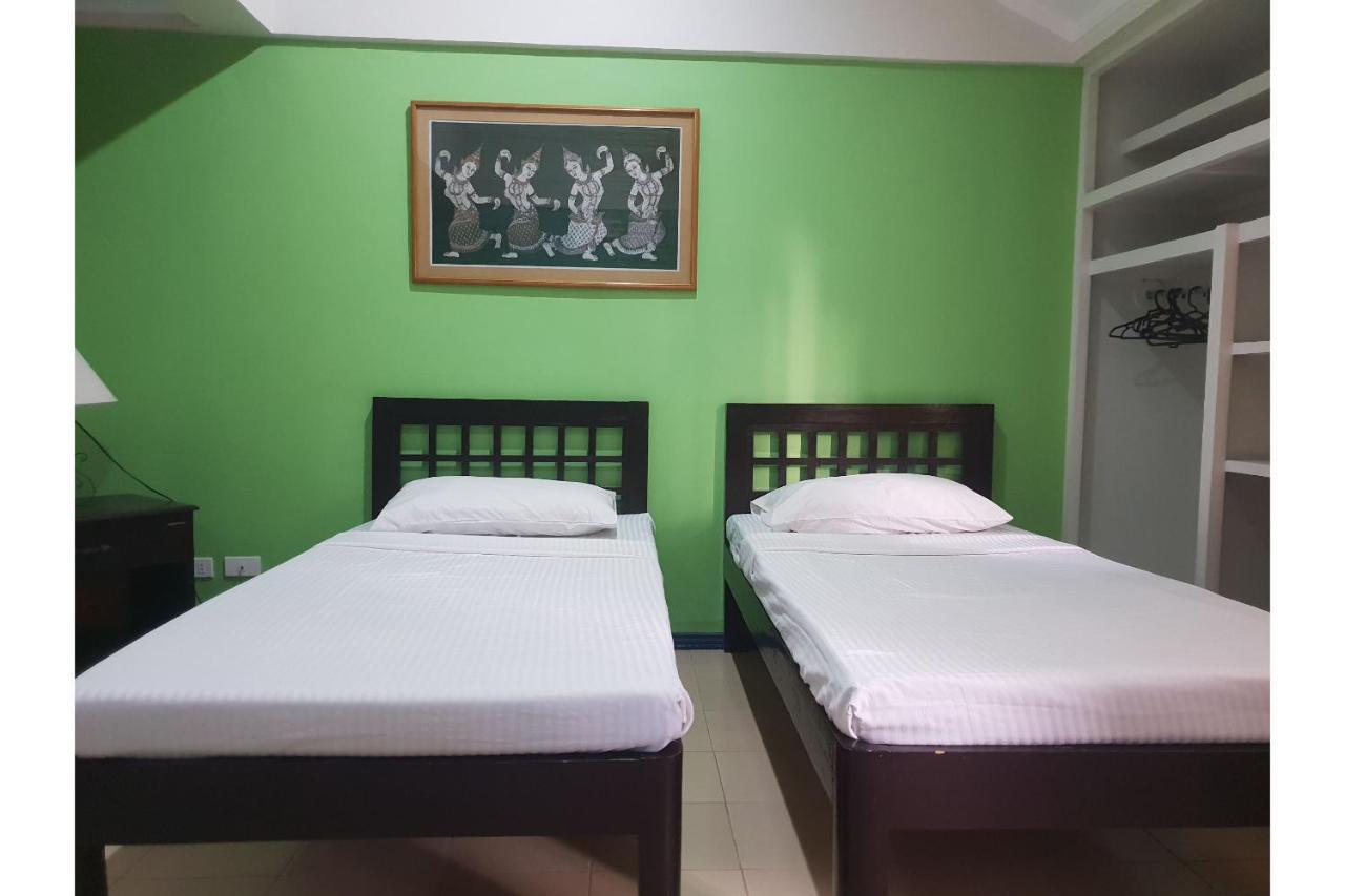 Saltimboca Tourist In Otel Bacolod Dış mekan fotoğraf